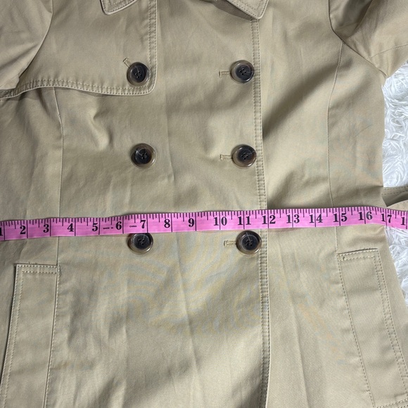 J. Crew Women's Beige Double-Breasted Trench Coat with Belt - Picture 9 of 11